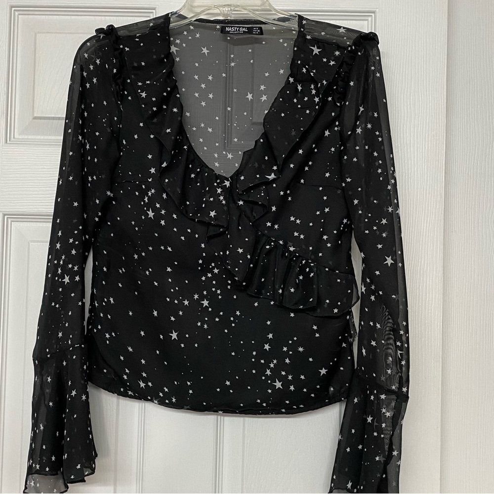 Nasty Gal Star Print Black Sheer Wrap Shirt Ruffle Front Bell Sleeves Sz 4
